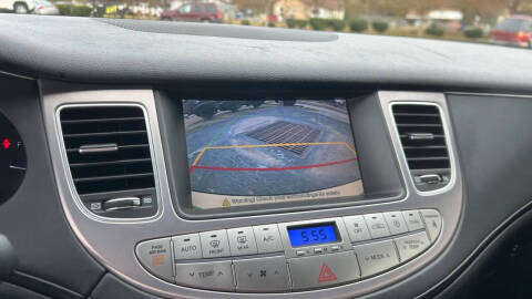 2012 Hyundai Genesis