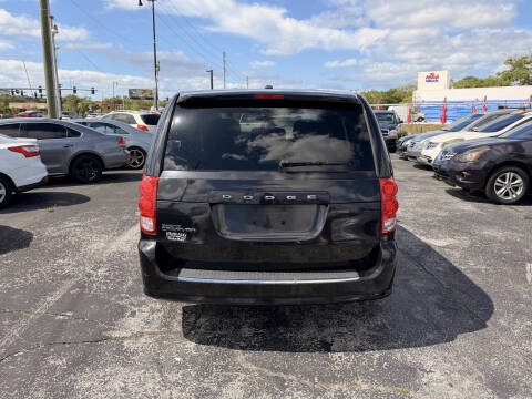 2012 Dodge Grand Caravan SE