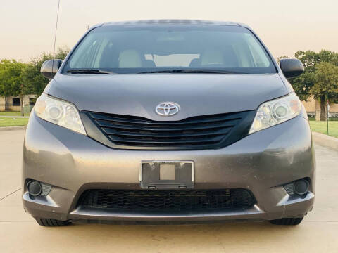 2013 Toyota Sienna L 7-Passenger