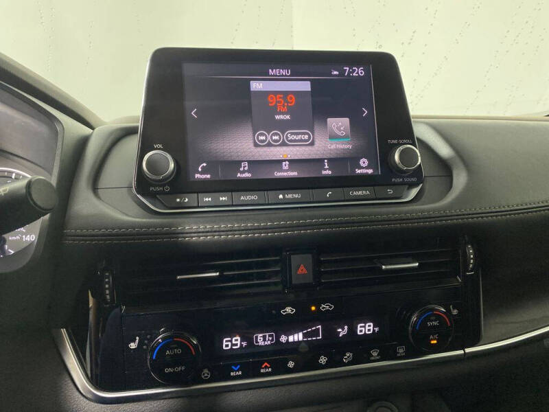 2021 Nissan Rogue SL