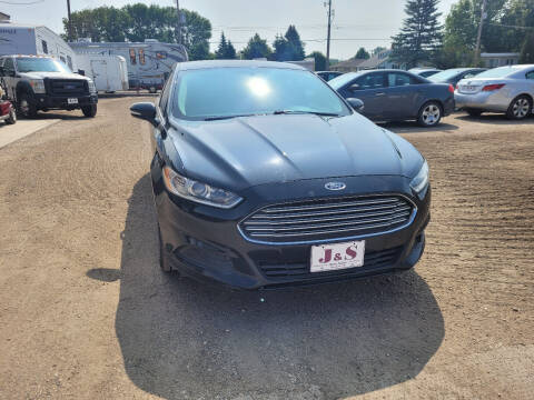 2013 Ford Fusion Hybrid for sale at J & S Auto Sales in Thompson ND