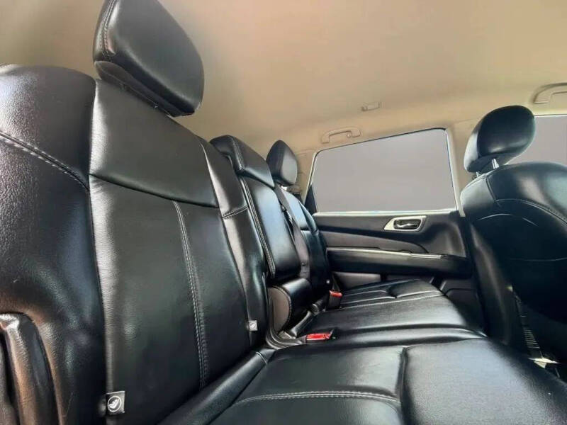 2017 Nissan Pathfinder