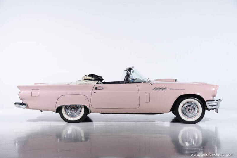 1957 Ford Thunderbird