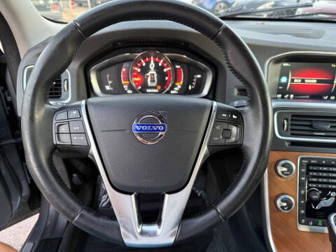 2017 Volvo S60 T5 Inscription Platinum