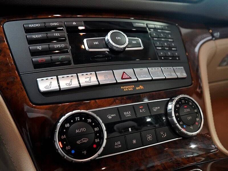 2015 Mercedes-Benz SL-Class 51
