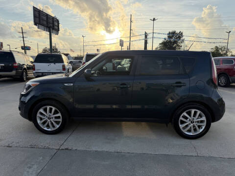 2018 Kia Soul +