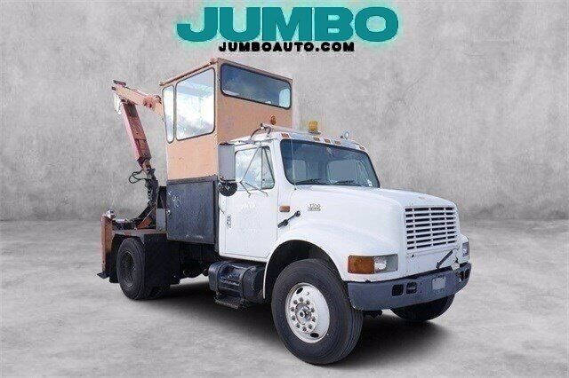 2001 International 4700 for sale at JumboAutoGroup.com - Jumboauto.com in Hollywood FL