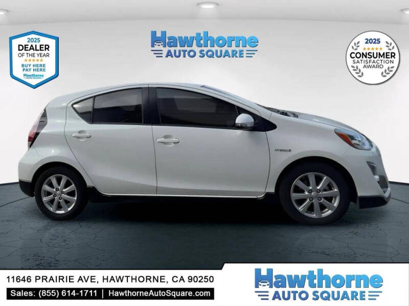 2017 Toyota Prius c One