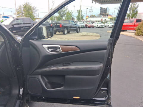 2018 Nissan Pathfinder Platinum