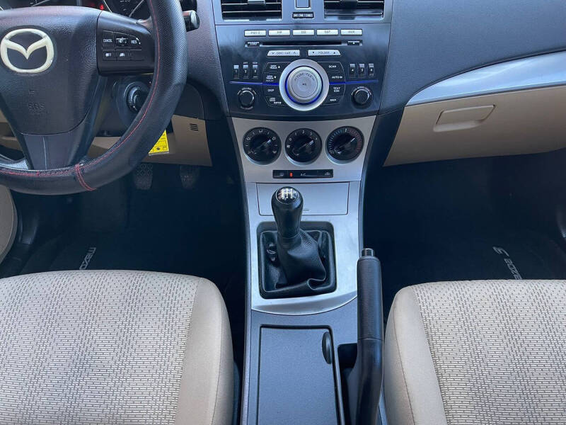 2010 Mazda MAZDA3 i Sport