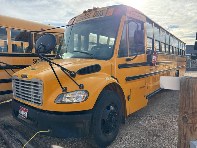 2007 Freightliner B2 Chassis