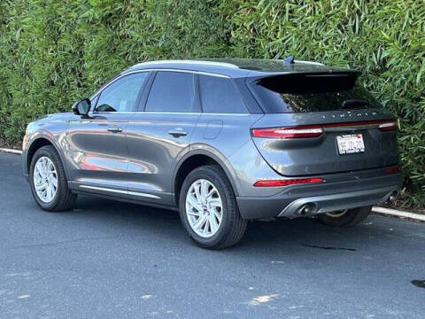 2022 Lincoln Corsair Standard