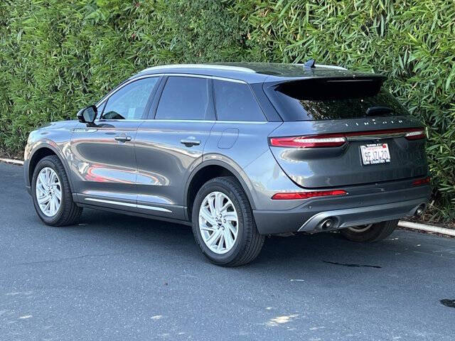 2022 Lincoln Corsair Standard