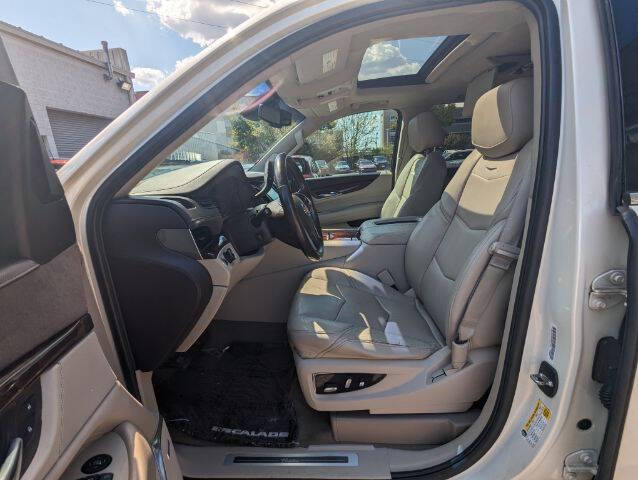 2015 Cadillac Escalade Luxury