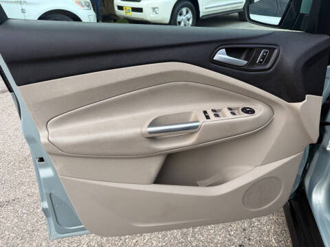 2013 Ford C-MAX Hybrid SE
