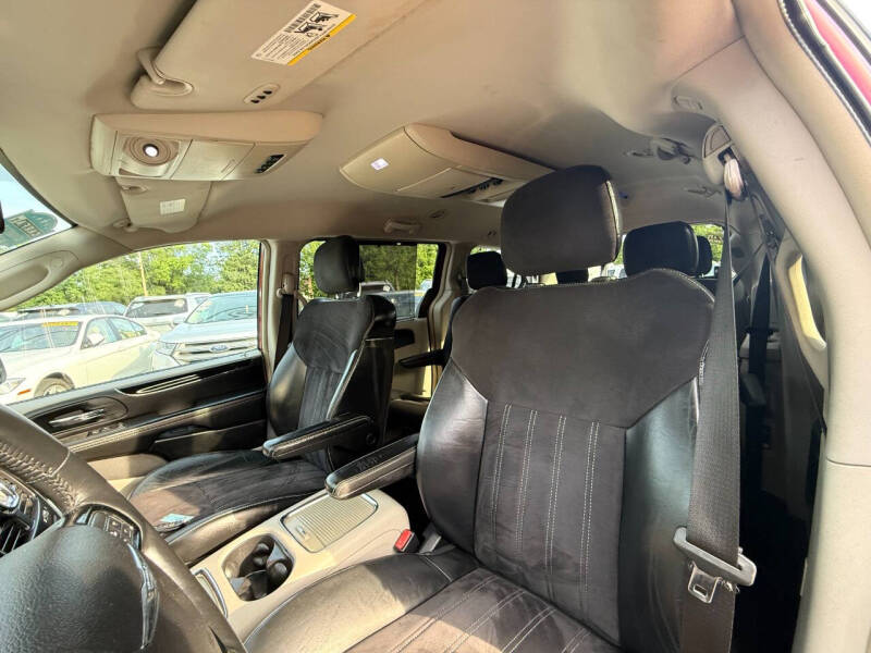 2014 Chrysler Town and Country 30th Anniversary