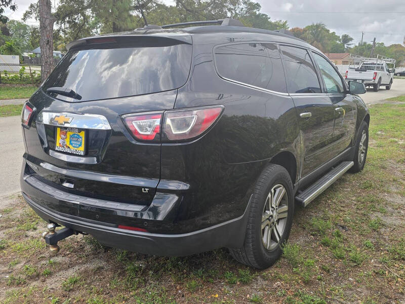 2017 Chevrolet Traverse LT