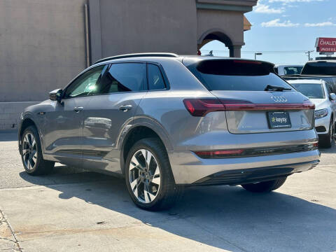 2021 Audi e-tron quattro Premium