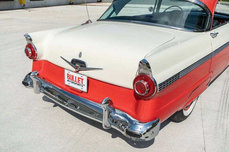 1956 Ford Fairlane