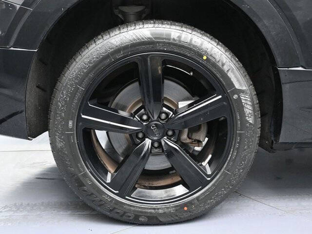 2019 Audi e-tron quattro Prestige