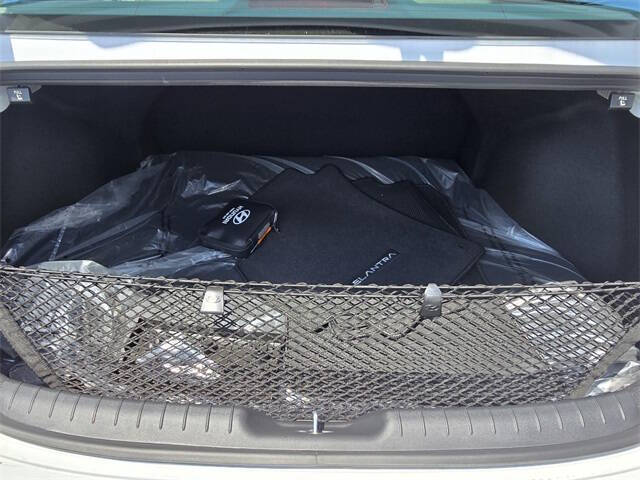 2025 Hyundai Elantra Hybrid SEL Sport