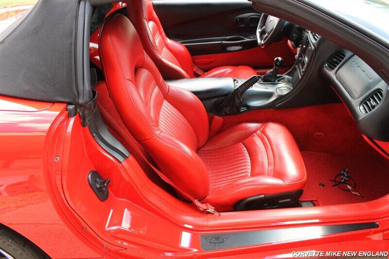 2001 Chevrolet Corvette 43