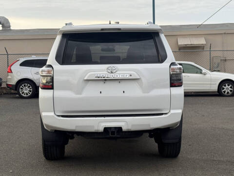 2017 Toyota 4Runner SR5