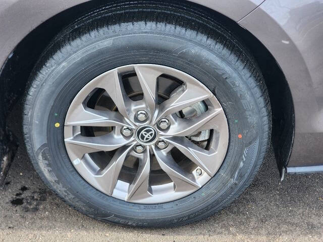 2023 Toyota Sienna XLE 7-Passenger