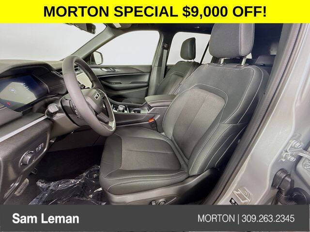 2025 Jeep Grand Cherokee Laredo X