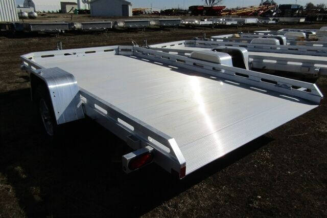 2025 Aluma 7712H-TILT