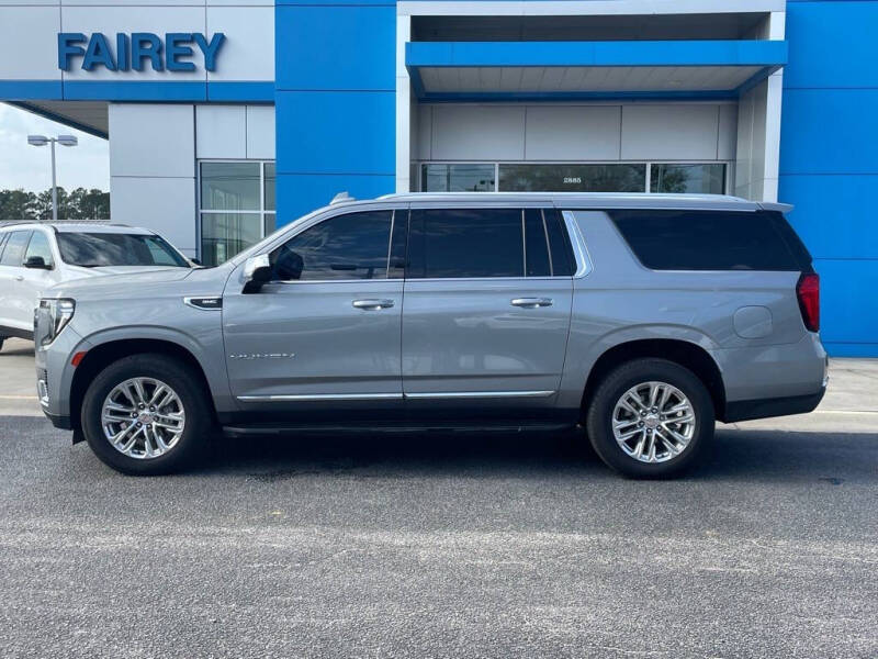 2023 GMC Yukon XL SLT