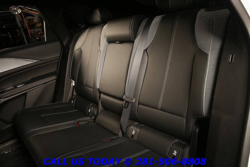 2024 Cadillac LYRIQ Tech