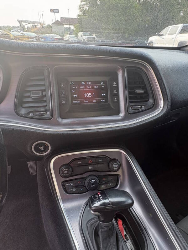 2016 Dodge Challenger SXT
