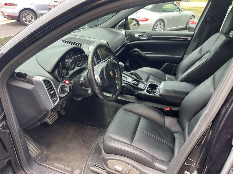 2011 Porsche Cayenne S
