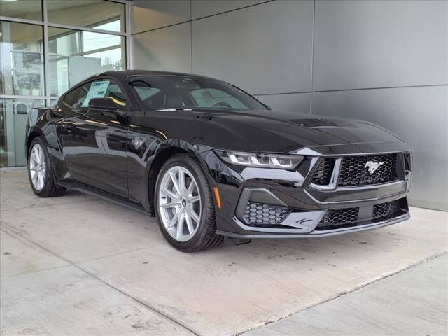 2024 Ford Mustang GT Review // $50,000 V8 Champion 