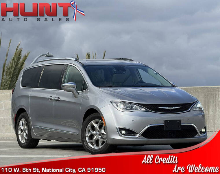 2017 Chrysler Pacifica for sale at Hunt Auto Sales in National City CA