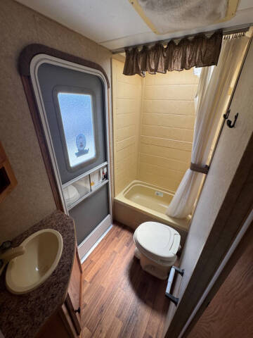 2010 Coleman 280