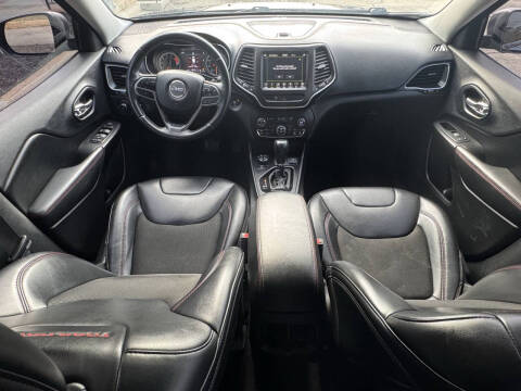 2019 Jeep Cherokee Trailhawk