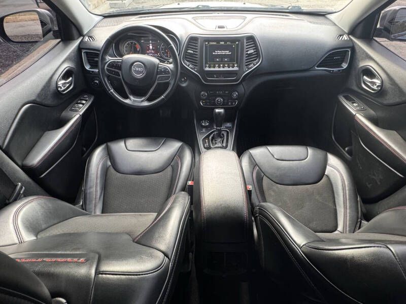 2019 Jeep Cherokee Trailhawk