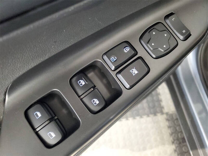 2020 Hyundai Kona SEL Plus