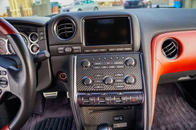 2014 Nissan GT-R Premium