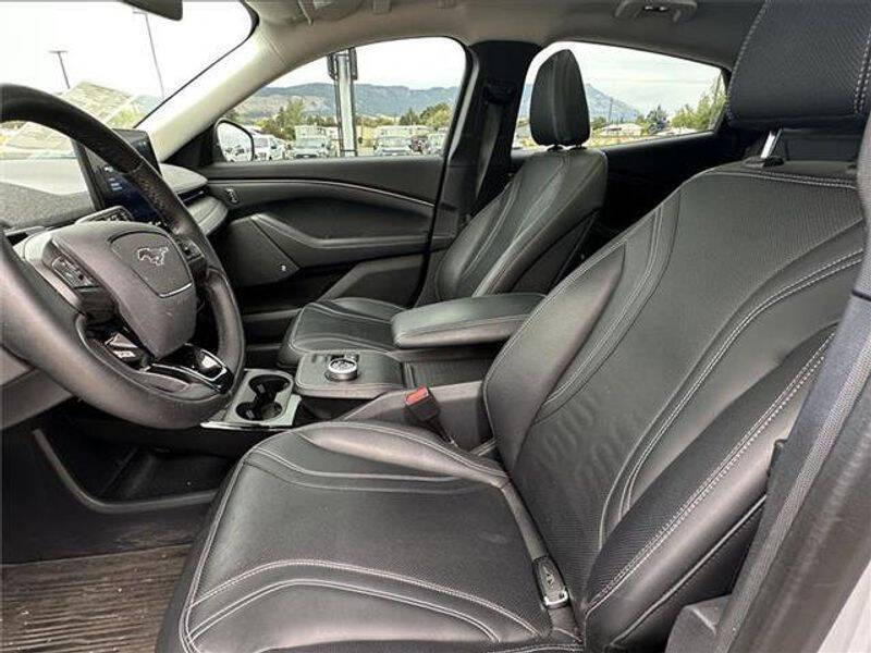 2022 Ford Mustang Mach-E Premium