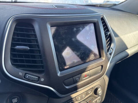 2020 Jeep Cherokee Trailhawk