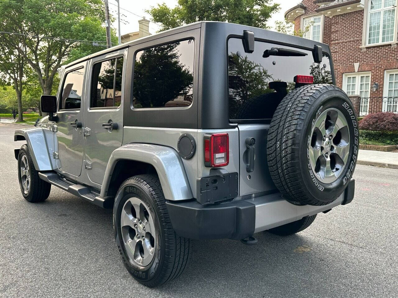 2018 Jeep Wrangler JK Unlimited  - $27,900