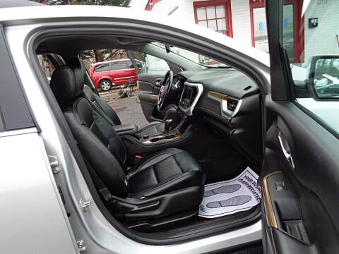 2018 GMC Acadia SLE-2