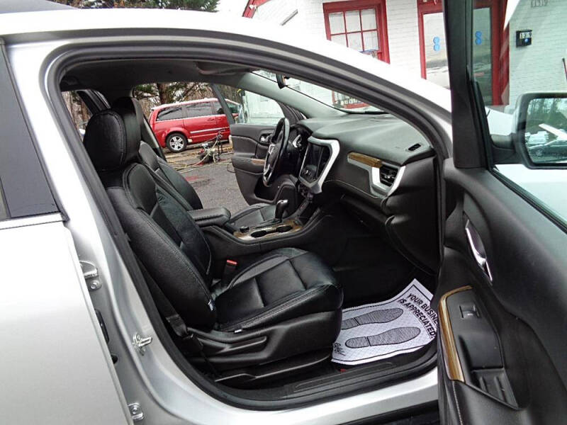 2018 GMC Acadia SLE-2