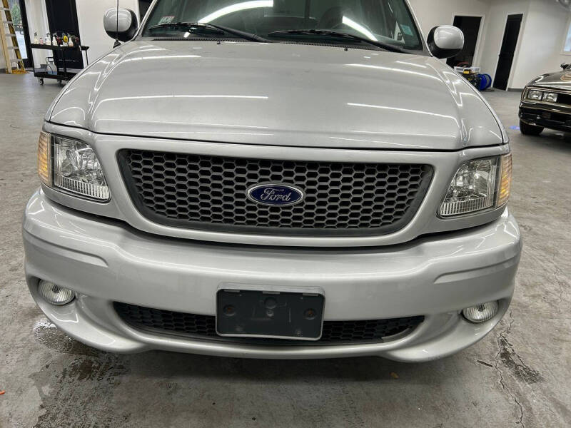 2000 Ford F-150 SVT Lightning