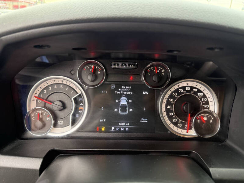 2017 RAM 1500 SLT