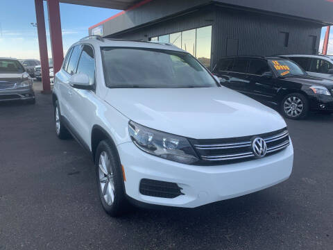 2017 Volkswagen Tiguan for sale at JQ Motorsports East in Tucson AZ