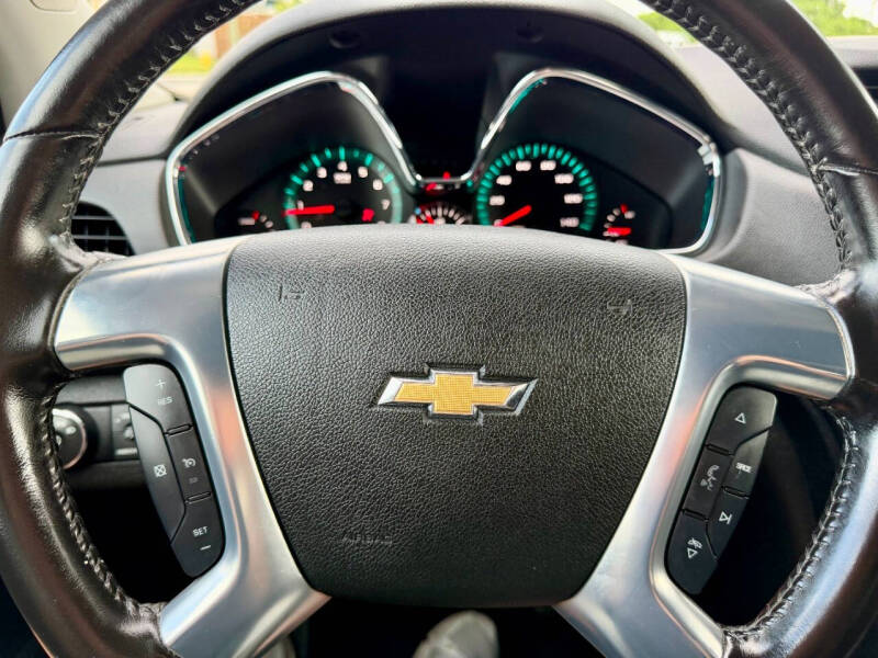 2017 Chevrolet Traverse LT